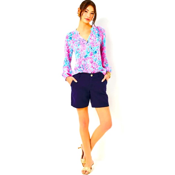 Lilly Pulitzer 7” Shara Mid-Rise Stretch Shorts - Picture 2 of 5